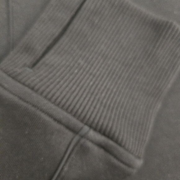 Athleta Black Textured Garment - Picture 4 of 13